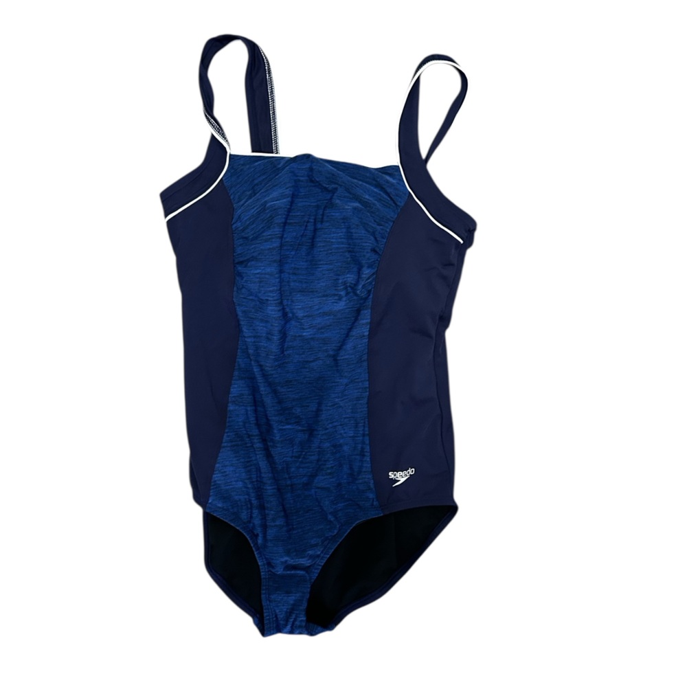 ✨ Navy blue Speedo one-piece swimsuit✨